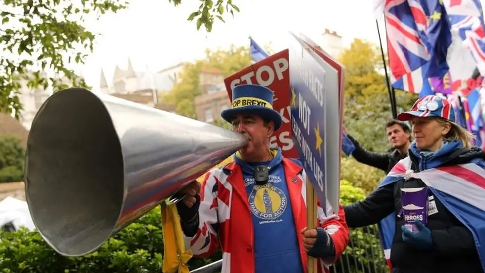 General election 2019: Anti-Brexit campaigner Steve Bray to stand for Lib Dems