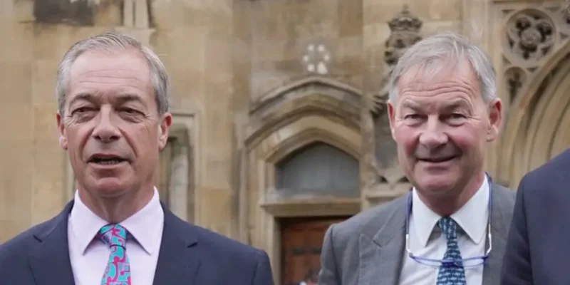 'Farage and Lowe need their heads banged together'