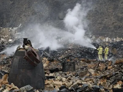 Man tending grave probed for starting South Korea fires