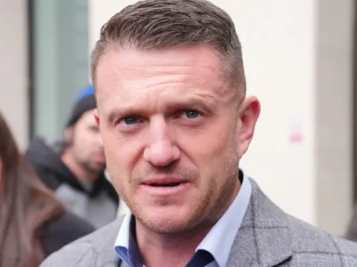 Tommy Robinson case collapses over police paperwork